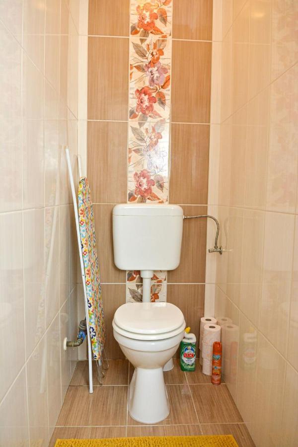Unicum Apartman Hajdúszoboszló Buitenkant foto